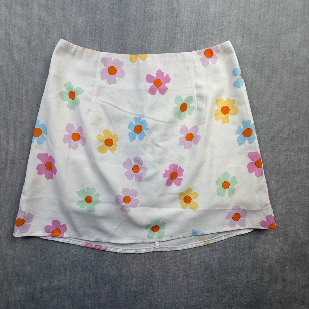 Princess Polly White Floral Mini Skirt‎ Multicolored Flower Print Size US 2